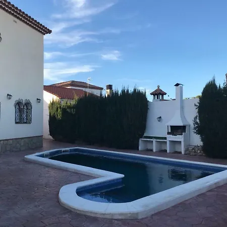Prázdninový dům Casa Individual Con Piscina Miami Playa